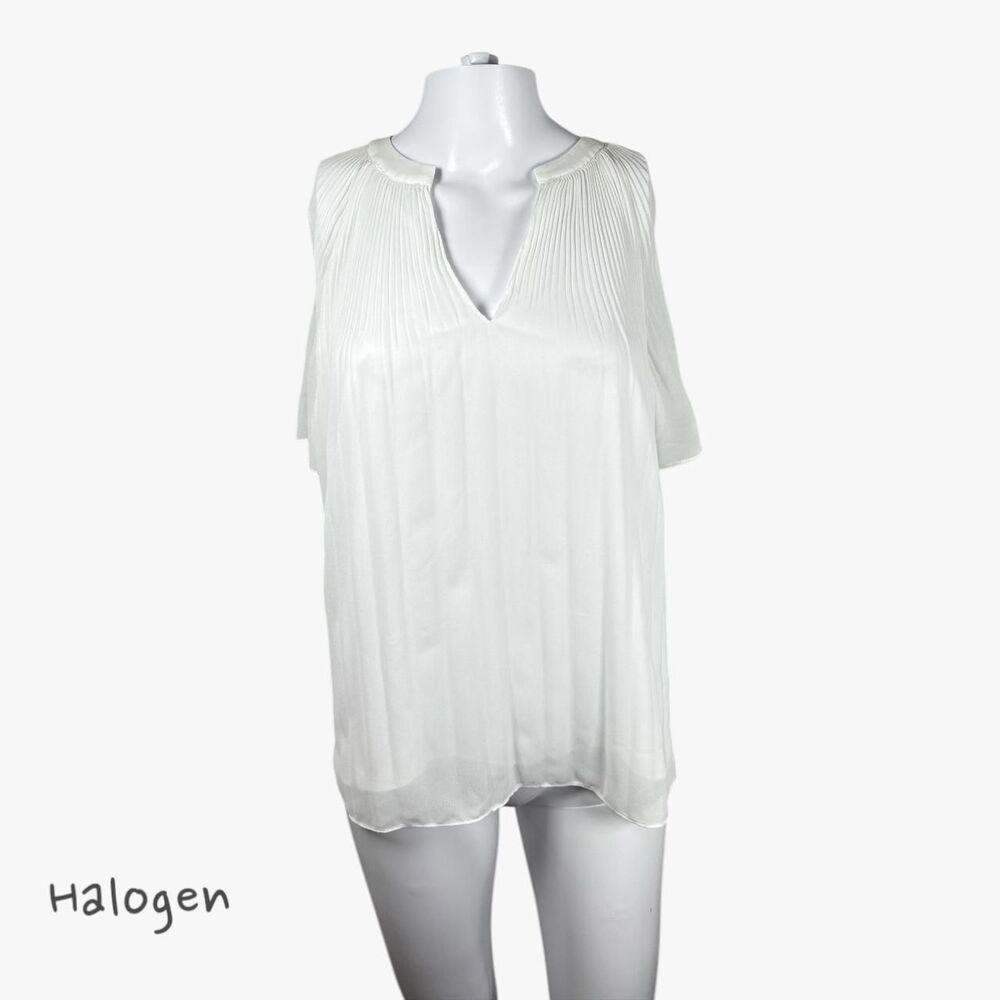 Halogen Women's Ruffle V-Neck Short Sleeve Blouse in White Size S Casual